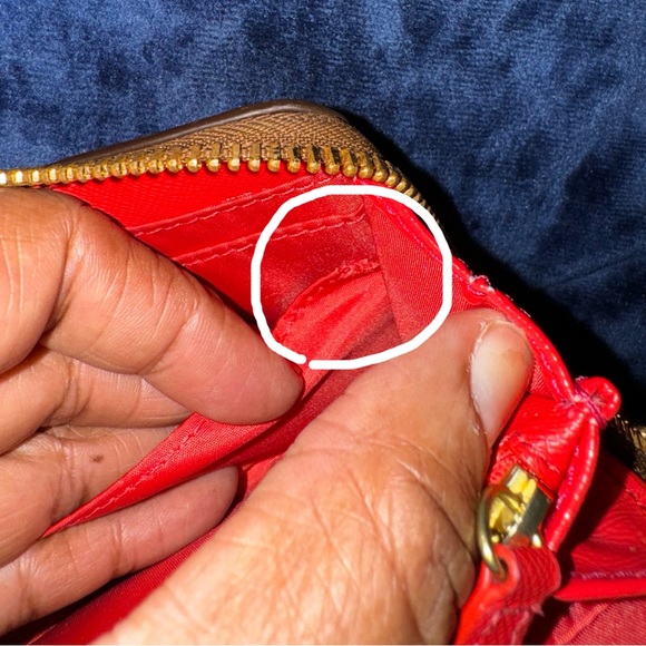 Authentic Leather Coach Wallet 🌟 - Picture 5 of 5